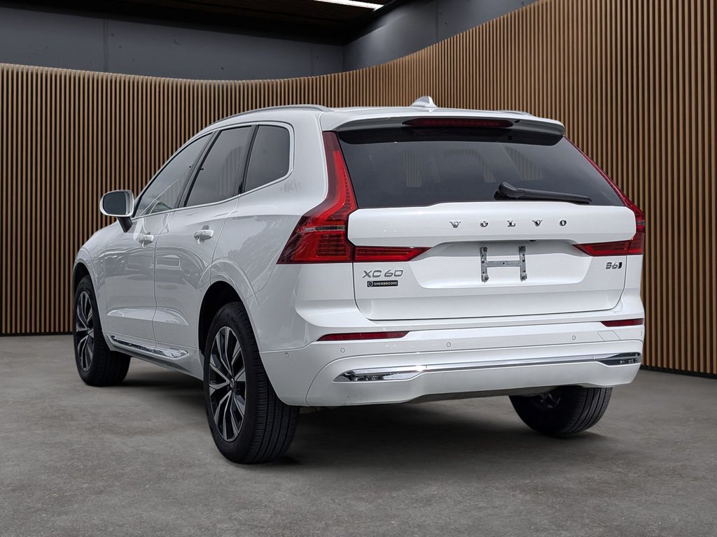 2023 Volvo XC60 B6 AWD Plus - Bright-4