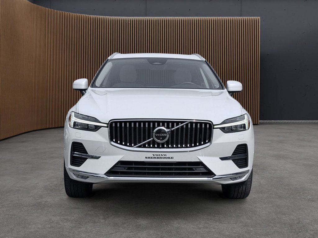 2023 Volvo XC60 B6 AWD Plus - Bright-2