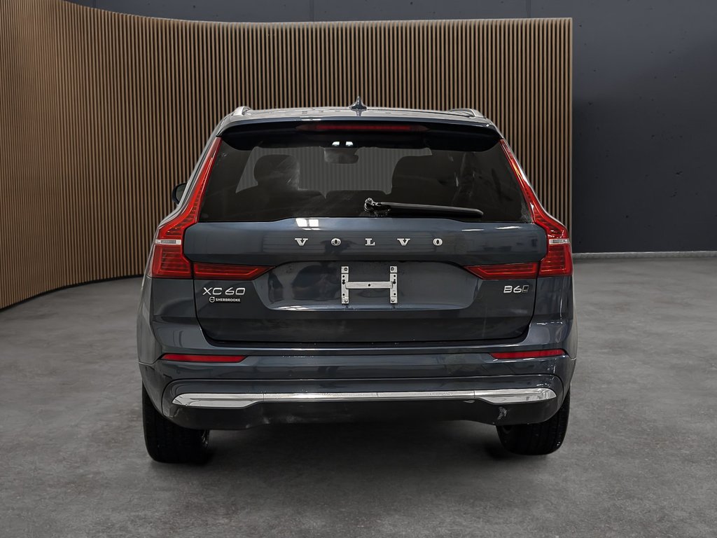 Volvo XC60 B6 AWD Plus - Bright 2023-4