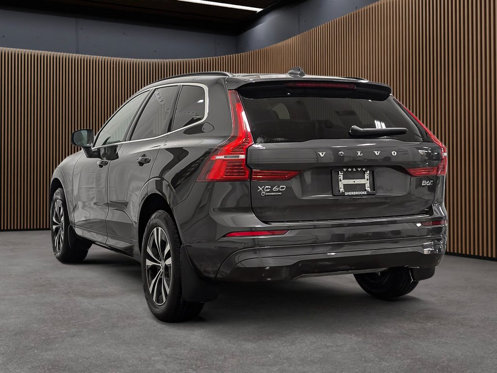 2023 Volvo XC60 B6 AWD Core - Base-3