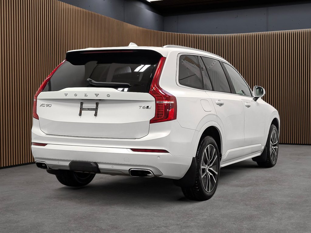2020 Volvo XC90 T6 AWD Momentum (7-Seat)-5