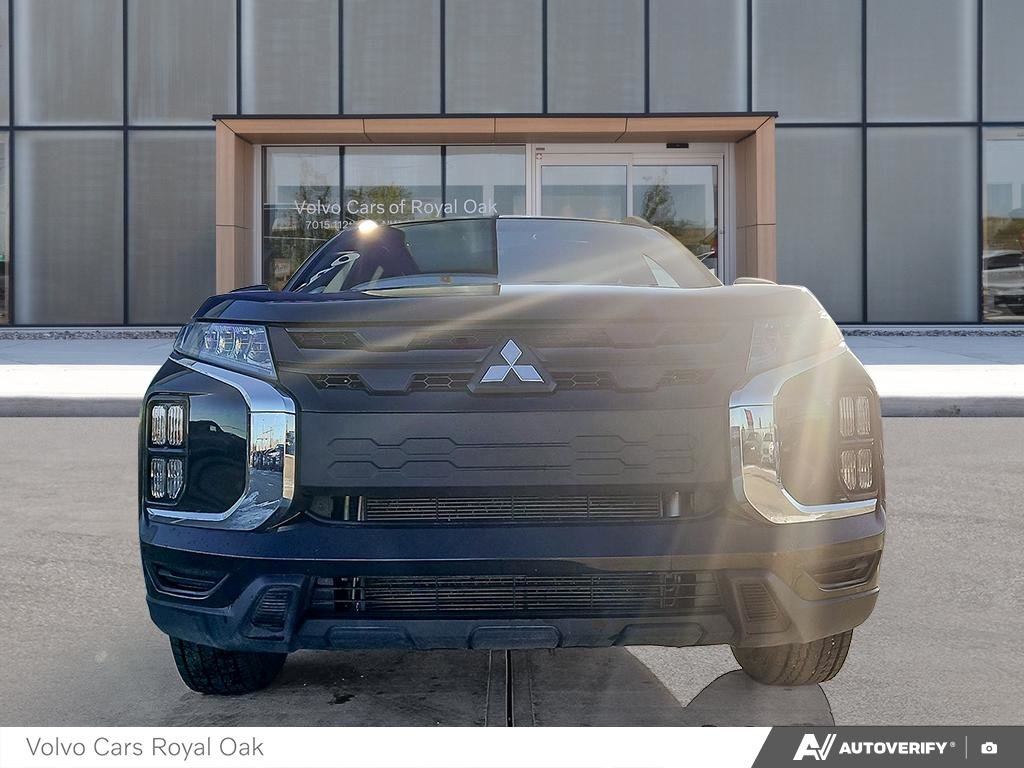 2024 Mitsubishi RVR NOIR-1