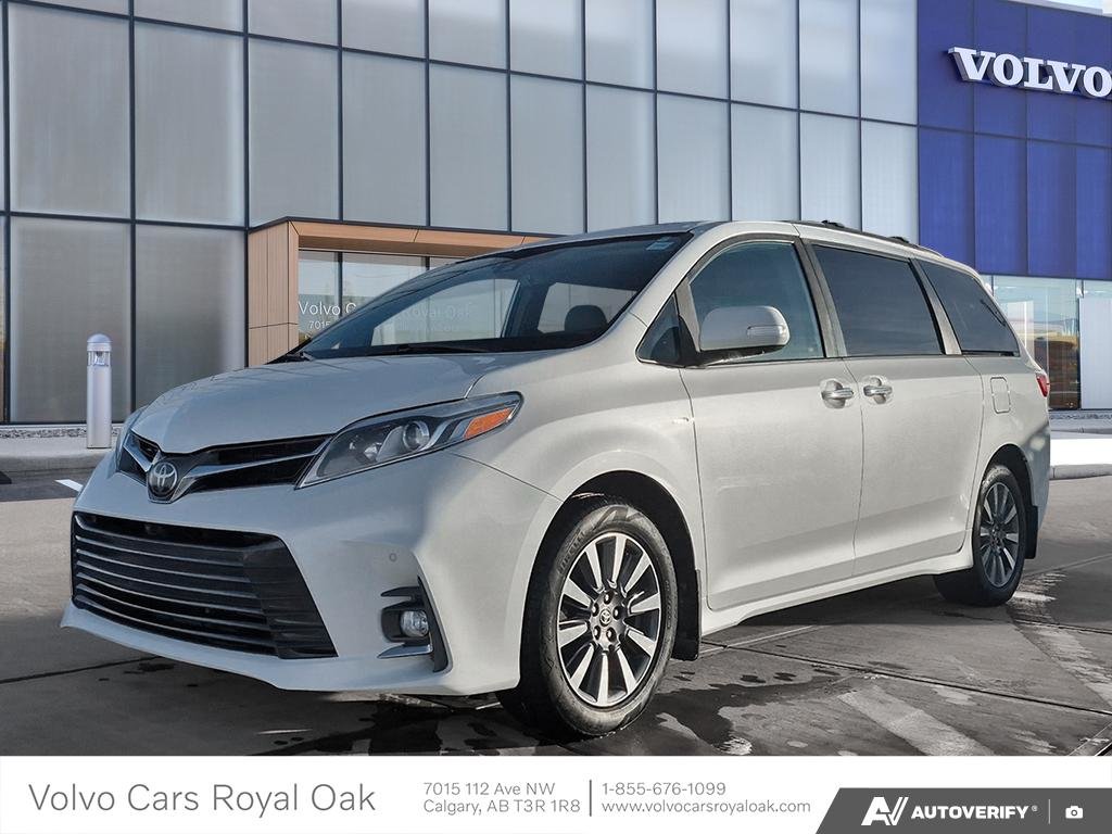 2020 Toyota Sienna XLE-0