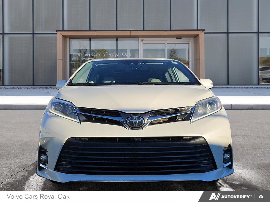 2020 Toyota Sienna XLE-1