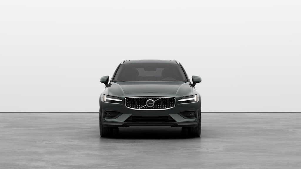 2026 Volvo V60 Cross Country Ultra-2