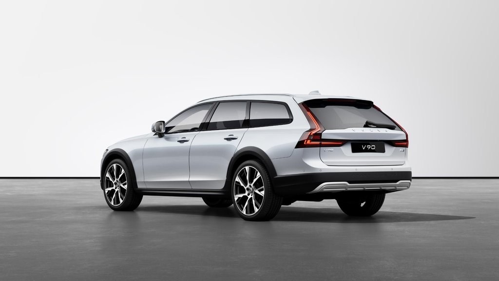2026 Volvo V90 Cross Country Ultra-1