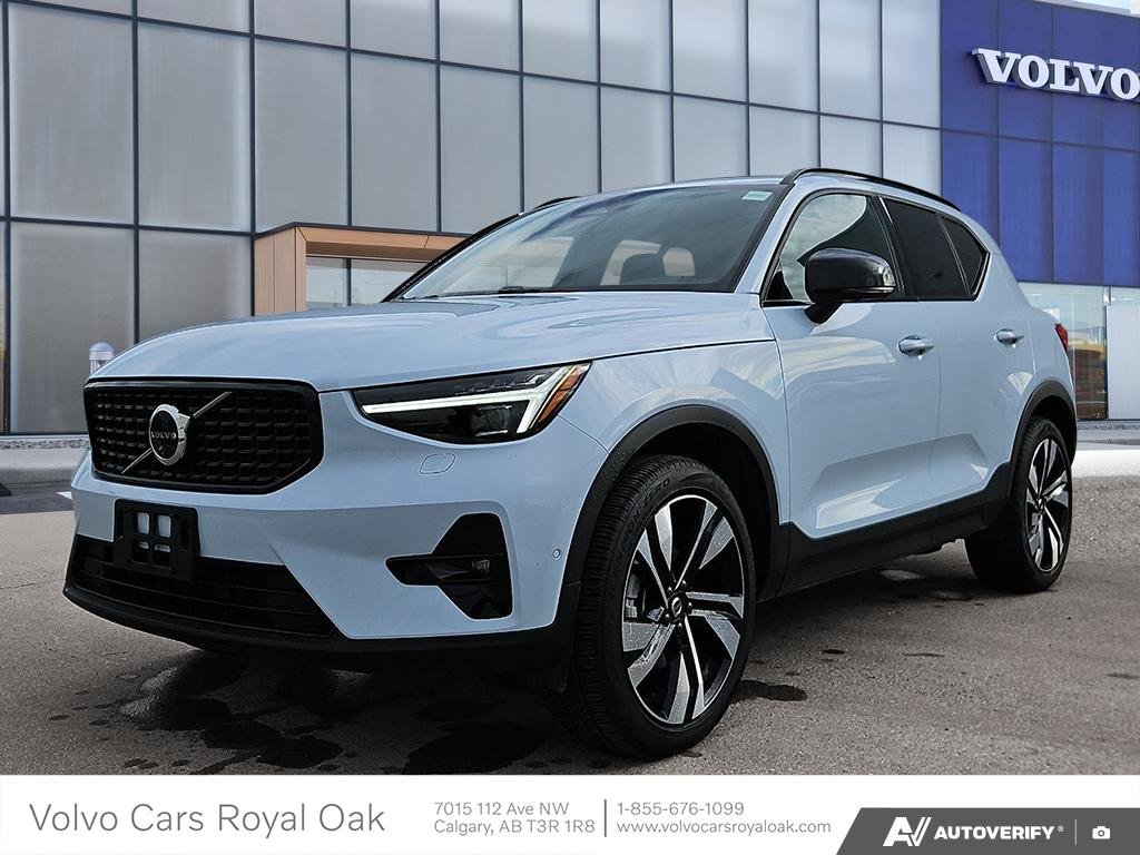 2025 Volvo XC40 Ultra Dark Theme-0