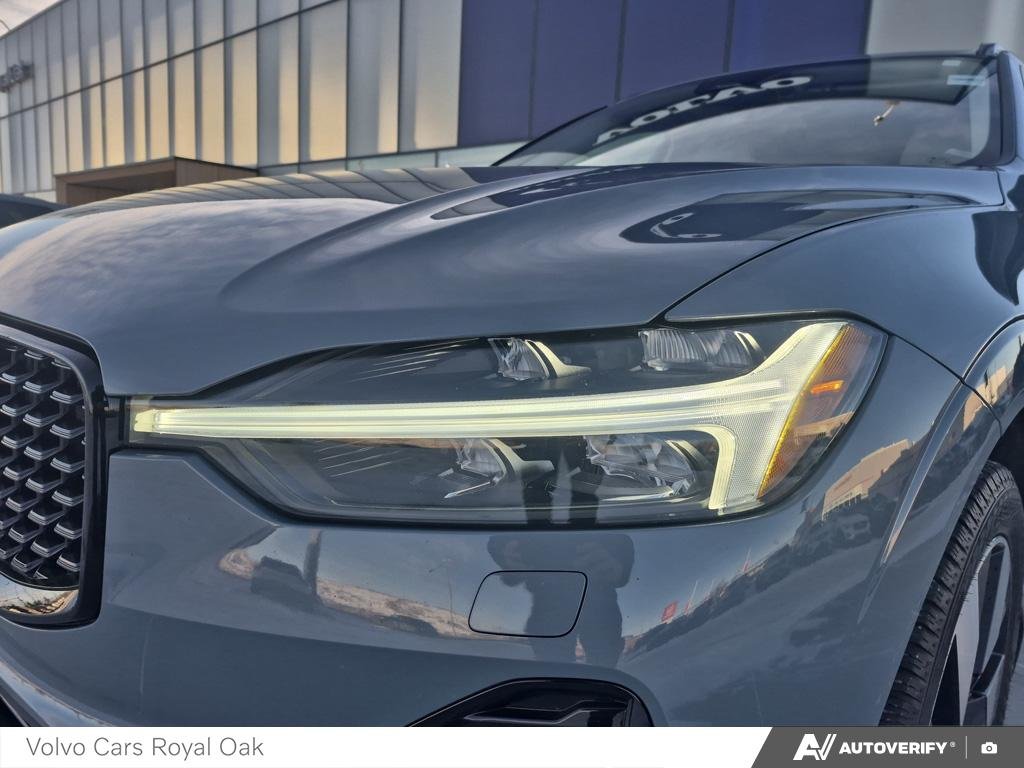 2024 Volvo XC60 Recharge Ultimate Dark Theme-7