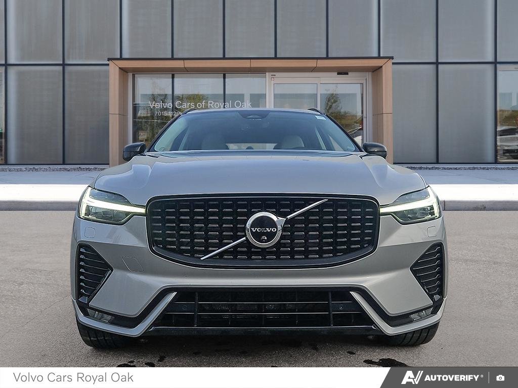 2023 Volvo XC60 Ultimate Dark Theme-1