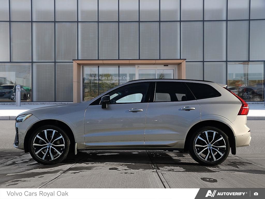 2023 Volvo XC60 Ultimate Dark Theme-2