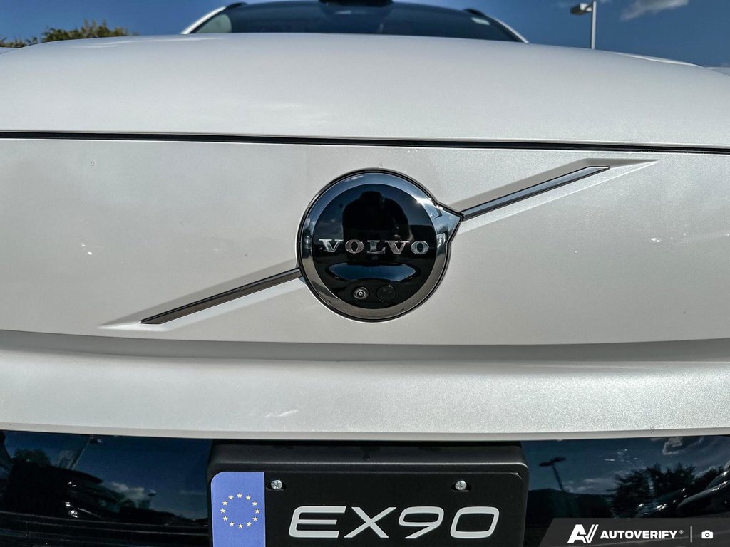 2025 Volvo EX90 Ultra-5
