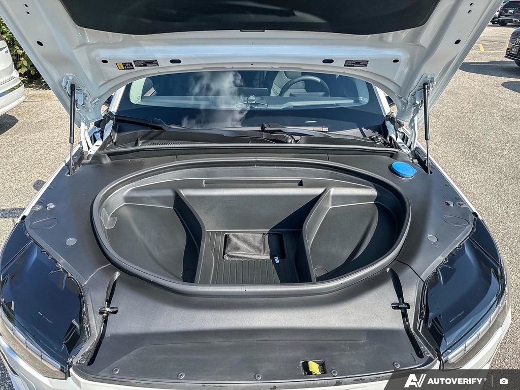 2025 Volvo EX90 Ultra-6