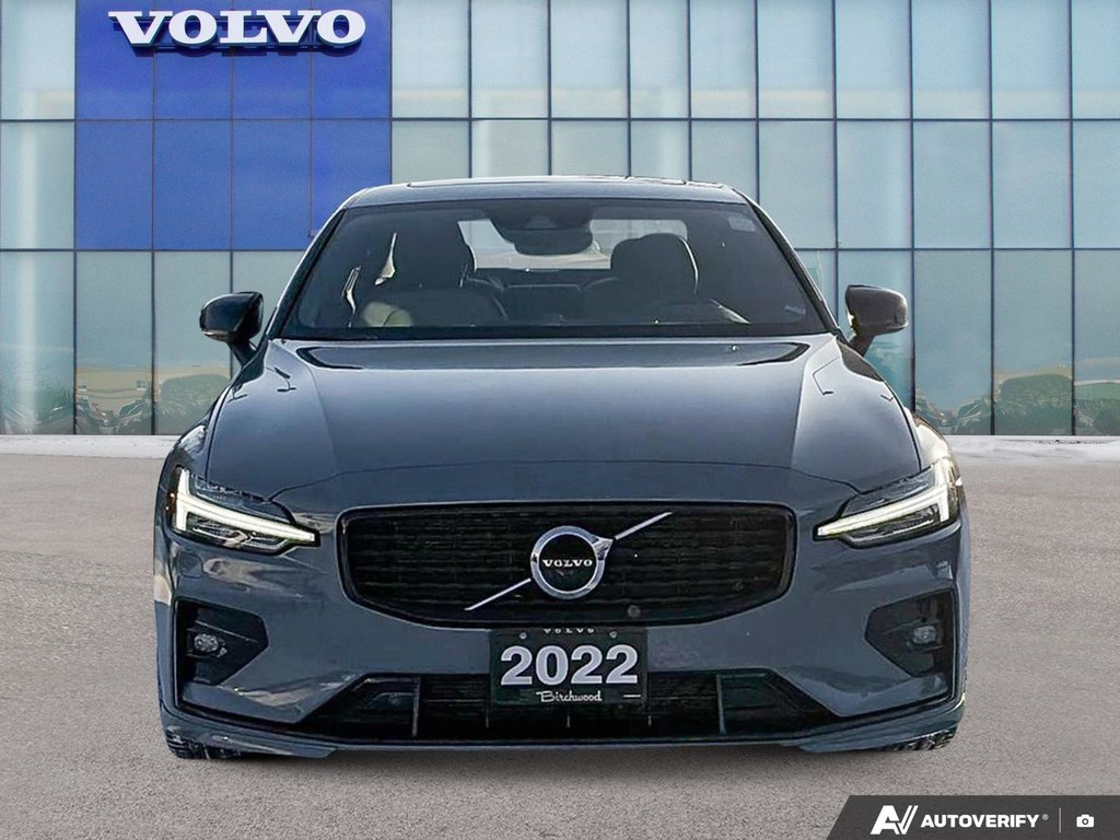 2022 Volvo S60 R-Design-5