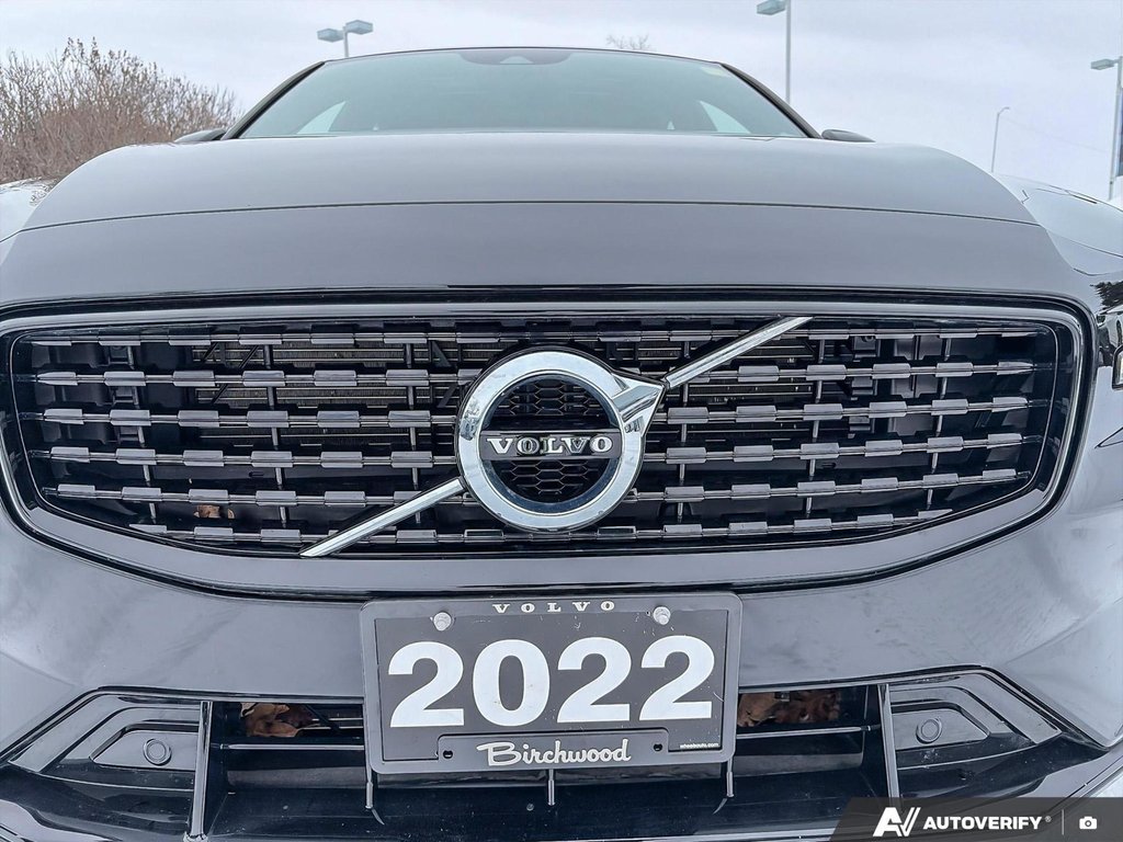 2022 Volvo S60 R-Design-5