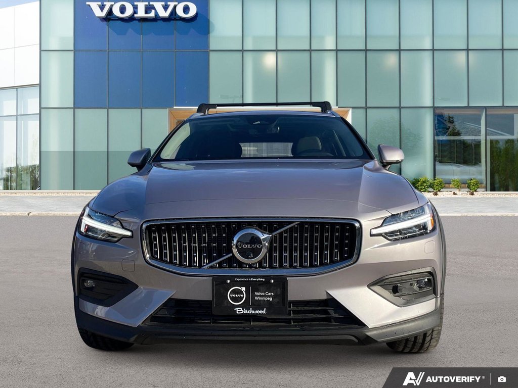 2026 Volvo V60 Cross Country Ultra-5