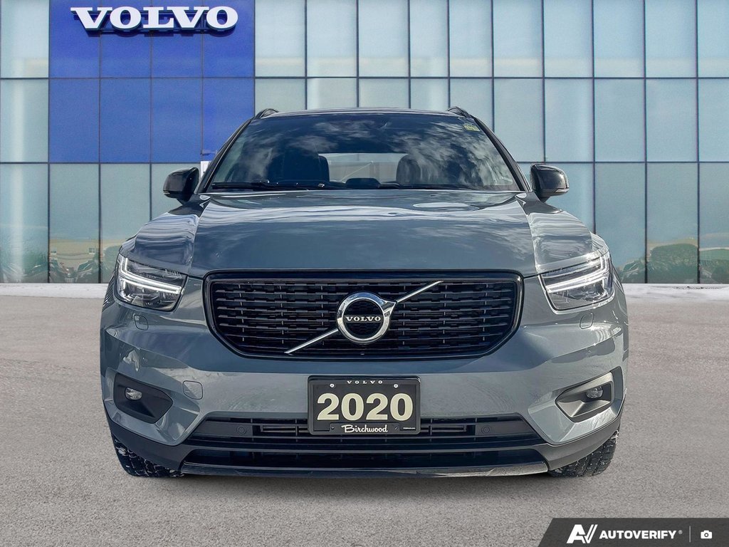 2020 Volvo XC40 R-Design-4