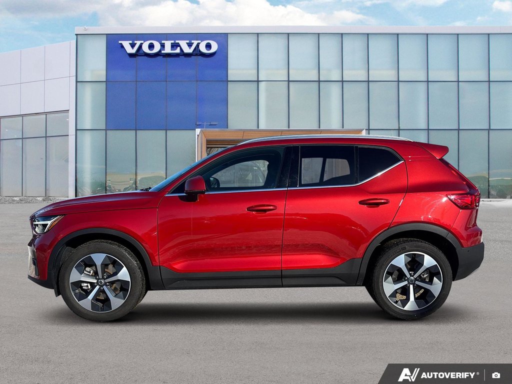 2025 Volvo XC40 Plus Bright Theme-1