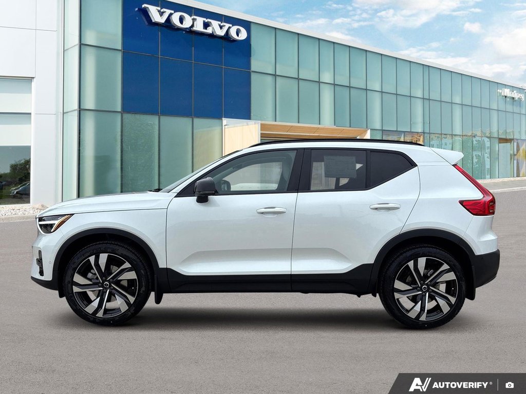 2026 Volvo XC40 Ultra Dark Theme-2