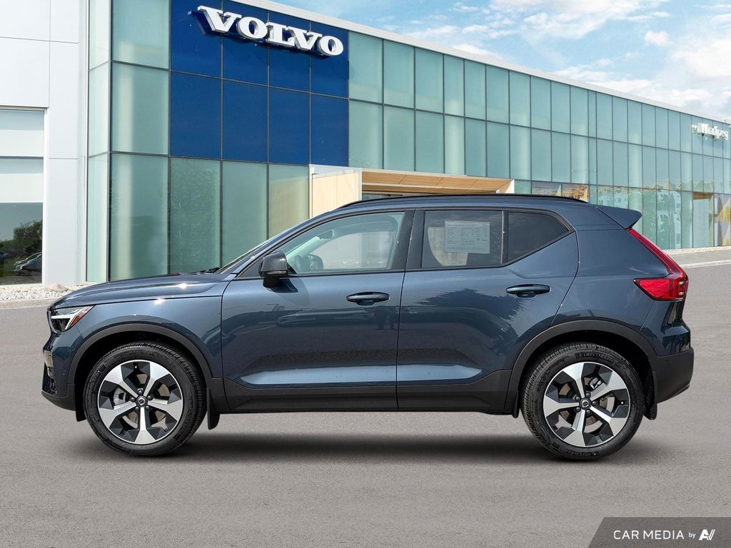 2026 Volvo XC40 Plus Dark Theme-2