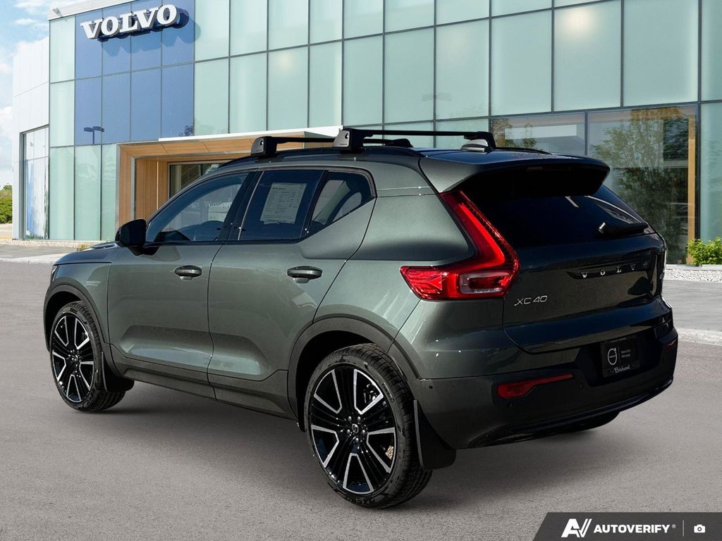 2026 Volvo XC40 Ultra Dark Theme-3