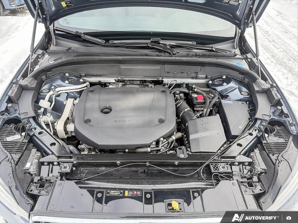 2022 Volvo XC60 Momentum-6