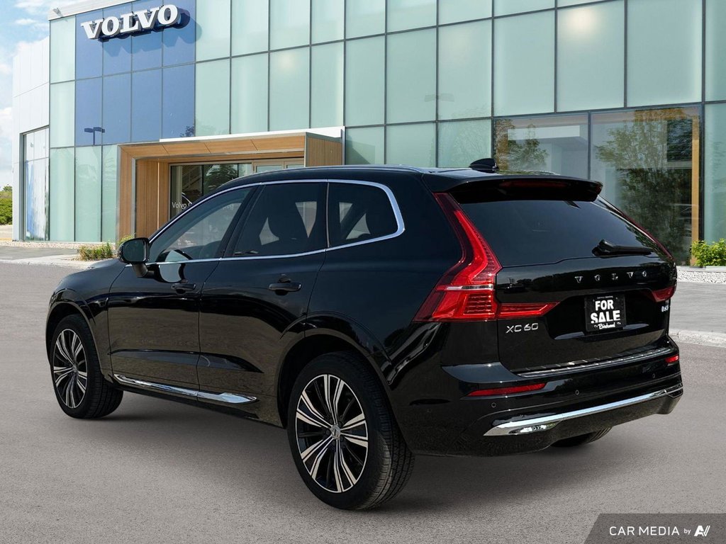 2023 Volvo XC60 Plus Bright Theme-3