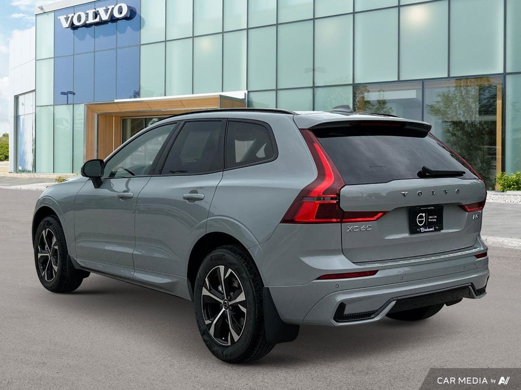 2026 Volvo XC60 Core Dark Theme-3