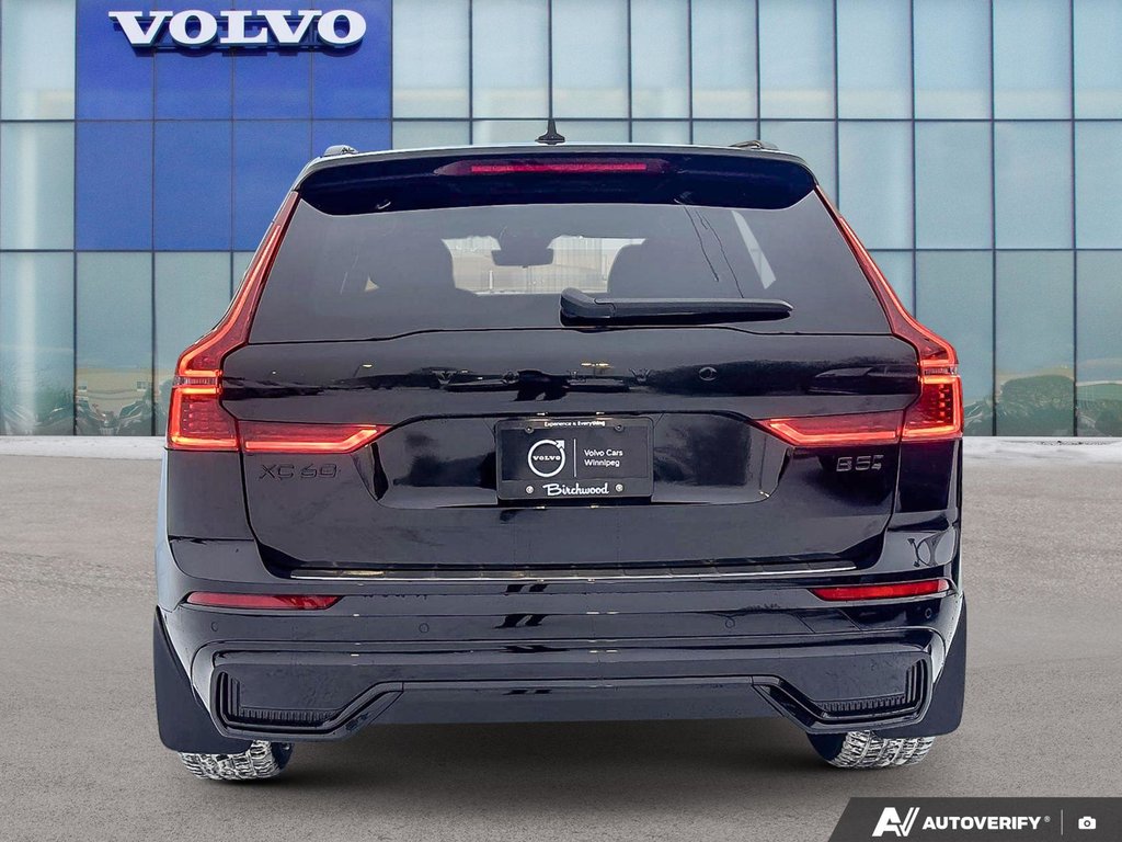 2026 Volvo XC60 Ultra Black Edition-4