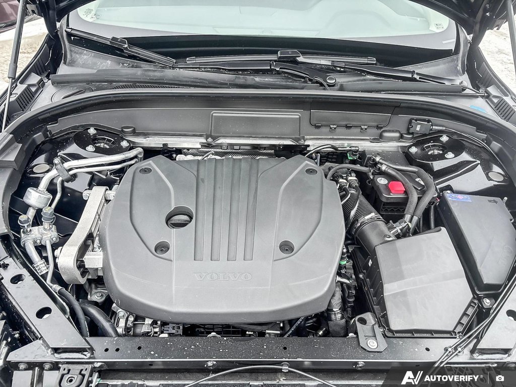 2026 Volvo XC60 Core Dark Theme-6