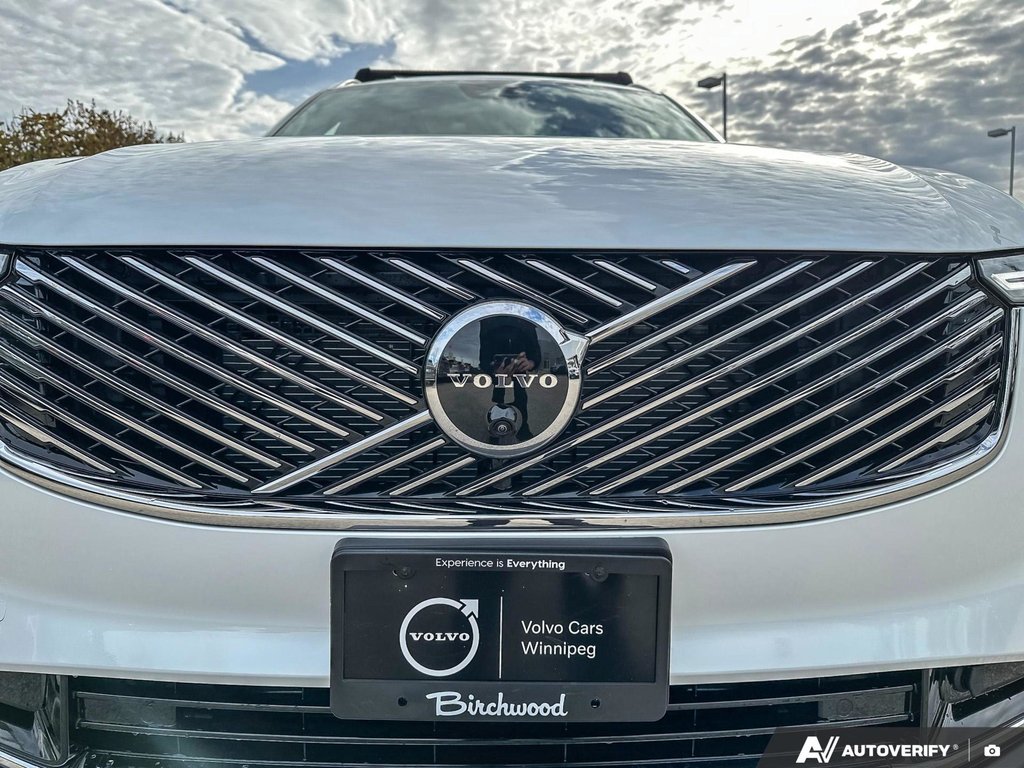 2026 Volvo XC90 Ultra Bright Theme-6