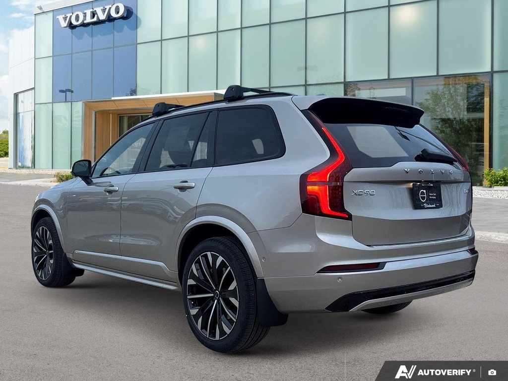 2026 Volvo XC90 Plus Dark Theme-3