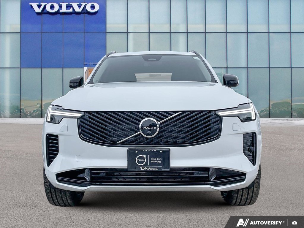 2026 Volvo XC90 Plus Dark Theme-4