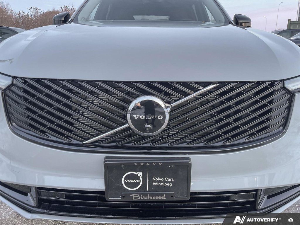 2026 Volvo XC90 Plus Dark Theme-5