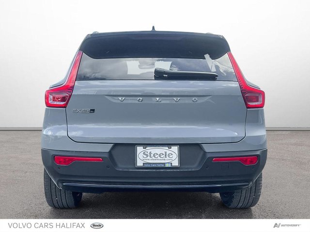 2025 Volvo EX40 Plus-4