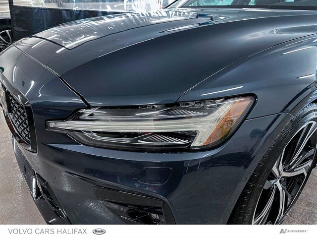 Volvo S60 Plus Dark Theme 2024-7