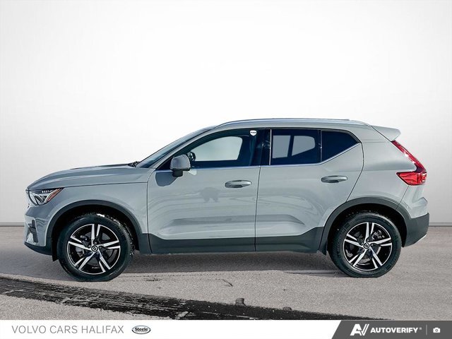 2025 Volvo XC40 Core Bright Theme-2