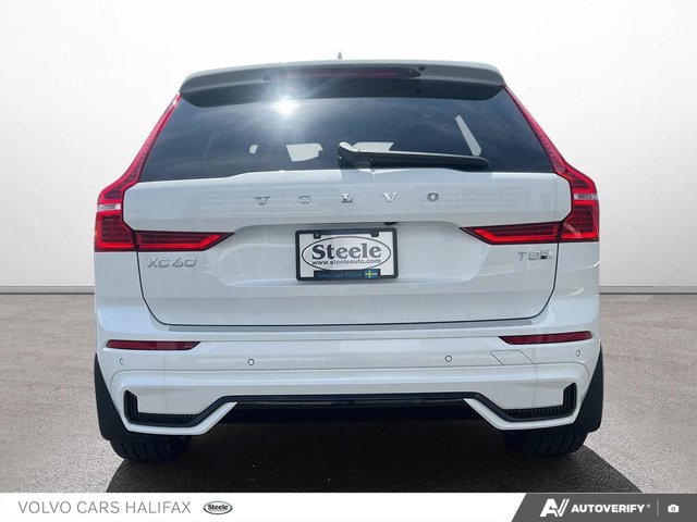 Volvo XC60 Plug-In Hybrid Ultra Dark Theme 2025-4