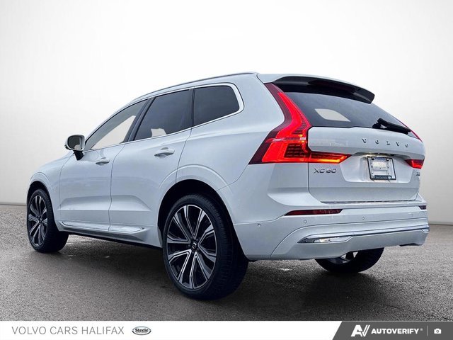 2023 Volvo XC60 Ultimate Bright Theme-3