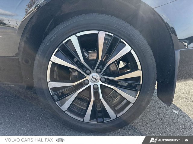 2024 Volvo XC60 Plus Dark Theme-5