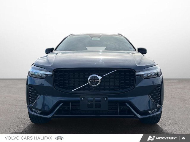 Volvo XC60 Plus Dark Theme 2025-1