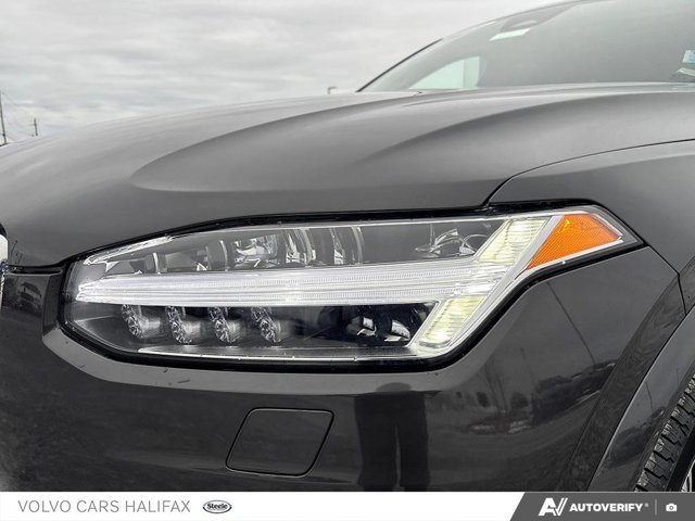 Volvo XC90 Plug-In Hybrid Ultra Bright Theme 2025-7
