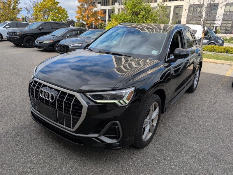 2020 Audi Q3 Progressiv in Boucherville, Quebec - 1 - w1024h768px