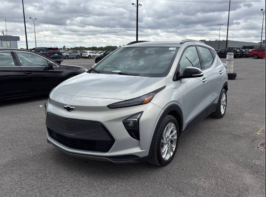 Chevrolet BOLT EUV LT 2023 à Boucherville, Québec - 1 - w1024h768px