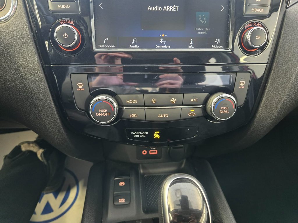 Nissan Qashqai SV AWD 2023 à Boucherville, Québec - 13 - w1024h768px