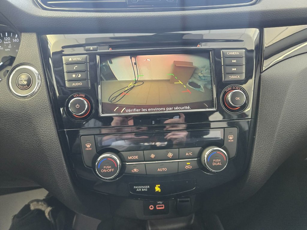 Nissan Qashqai SV AWD 2023 à Boucherville, Québec - 11 - w1024h768px