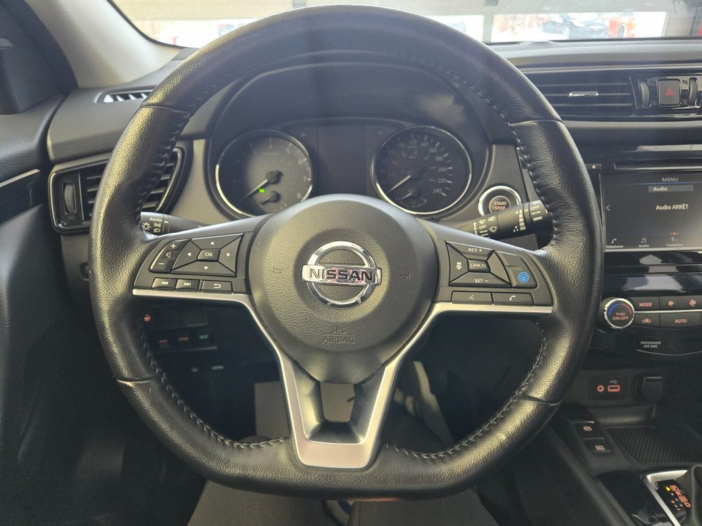 Nissan Qashqai SV AWD 2023 à Boucherville, Québec - 16 - w1024h768px