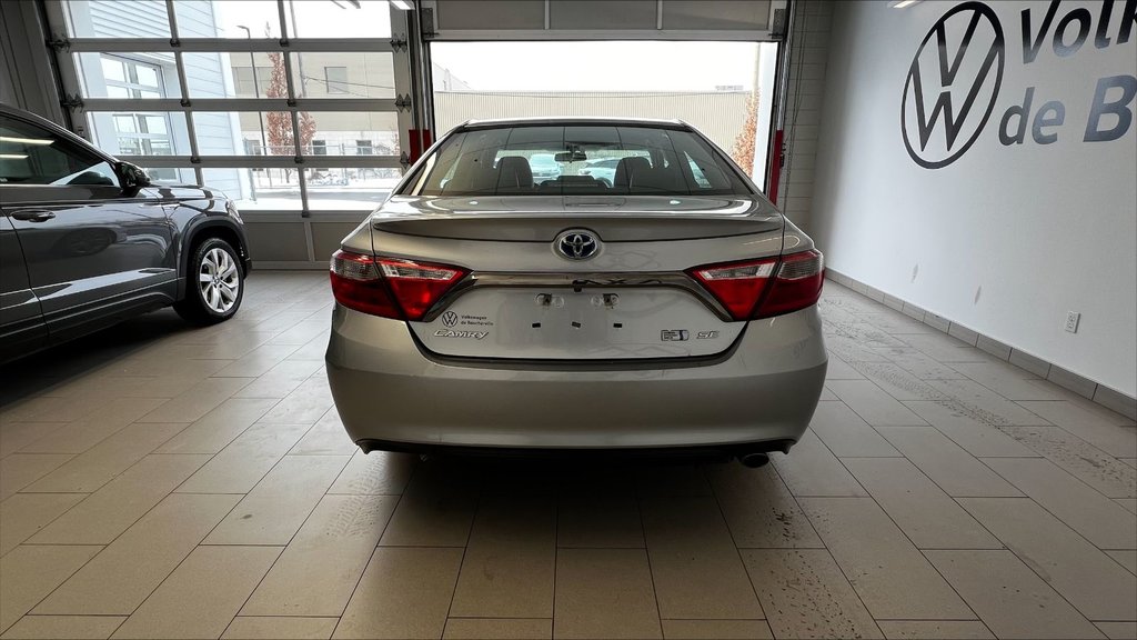 Toyota Camry Hybrid SE 2015 à Boucherville, Québec - 4 - w1024h768px