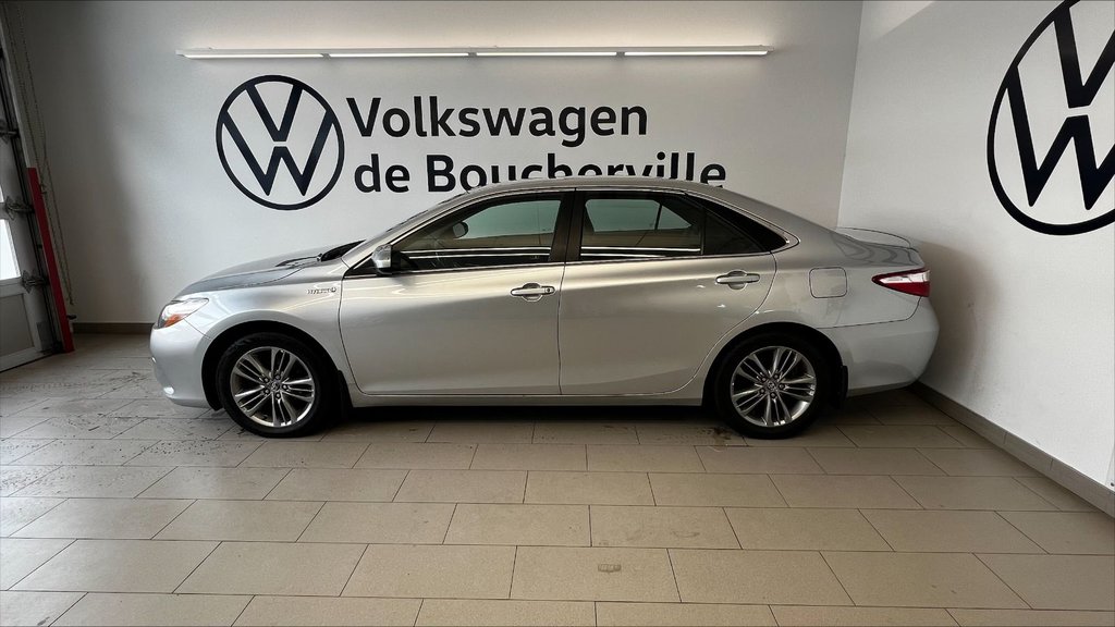 Toyota Camry Hybrid SE 2015 à Boucherville, Québec - 24 - w1024h768px