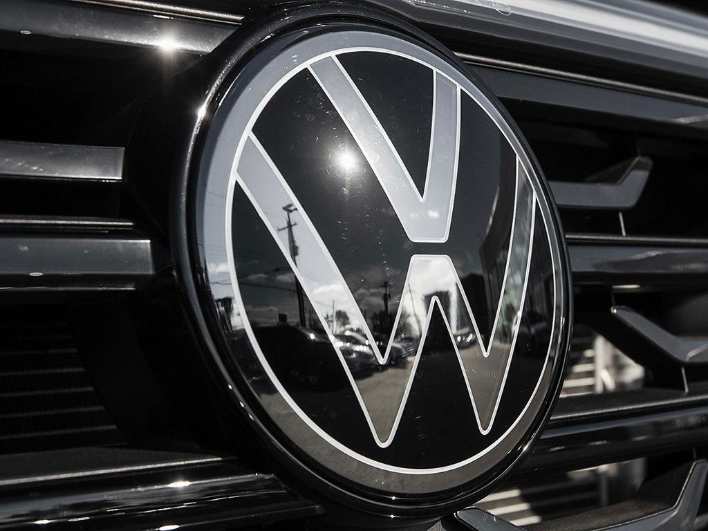 2024 Volkswagen ATLAS CROSS SPORT Highline in Boucherville, Quebec - 9 - w1024h768px