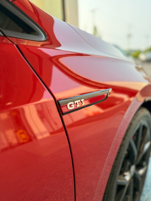 2024 Volkswagen Golf GTI 380 Performance in Boucherville, Quebec - 10 - w1024h768px